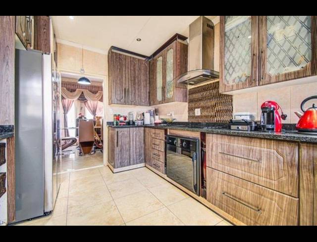 4 BEDROOM HOUSE FOR SALE IN ACTONVILLE